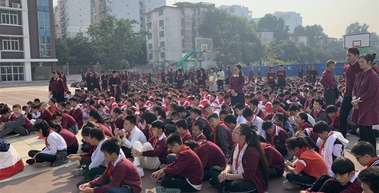 广西靖西地震，南宁一小学1500余名学生安全疏散